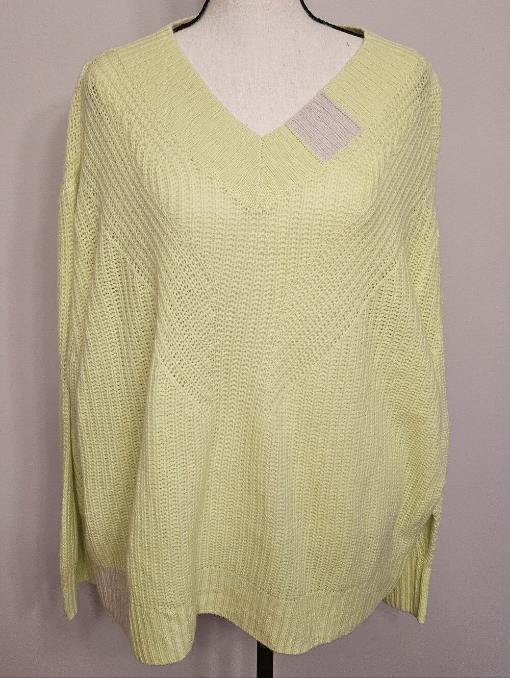 ​Lisa Todd Cashmere Sour Patch V-Neck Sweater Chartreuse Green